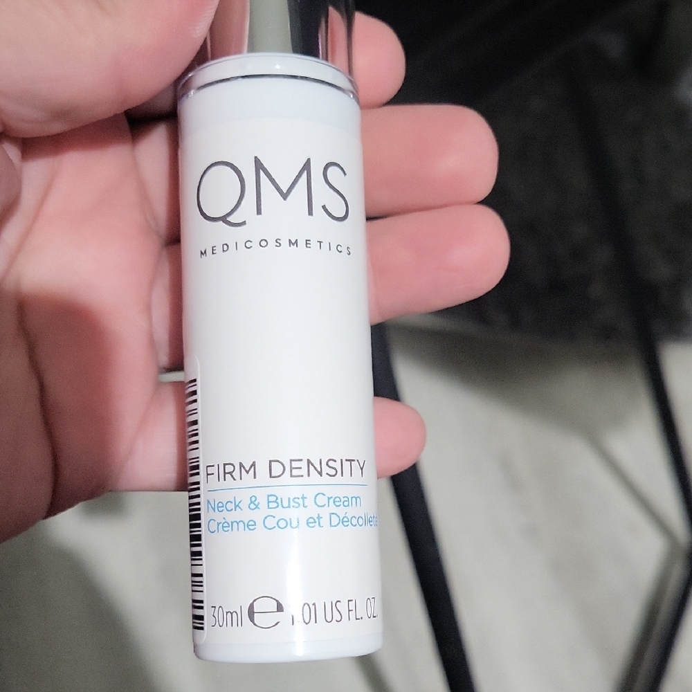 QMS Medicosmetics Firm Density Neck & Bust Cream - White